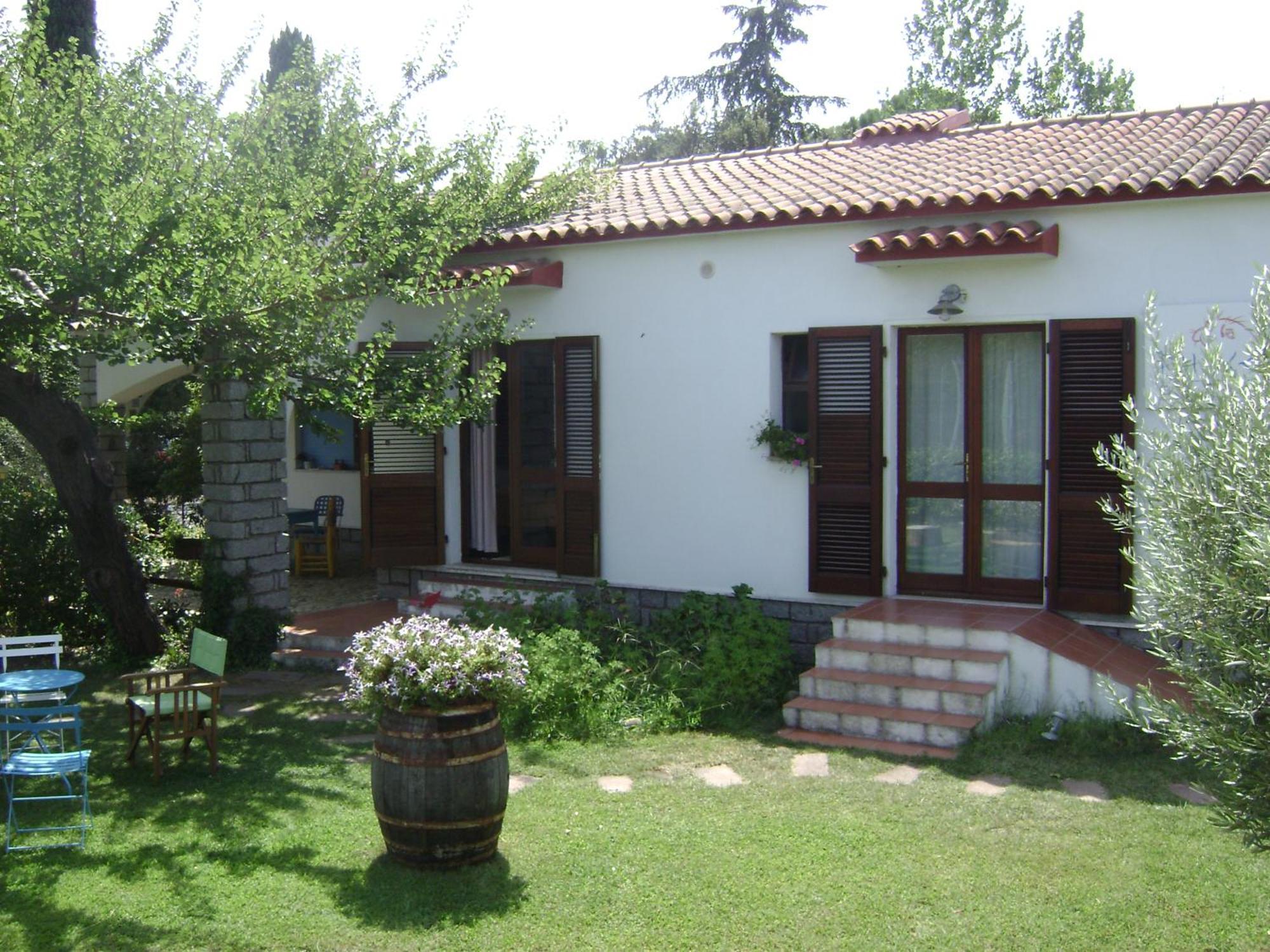 Hotel Sandalyon San Teodoro  Esterno foto