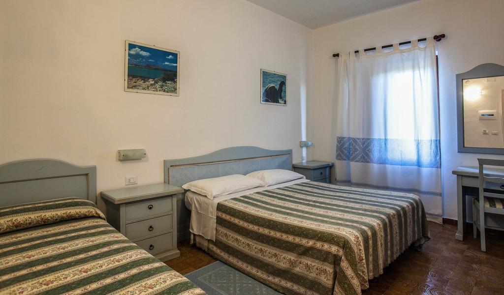 Hotel Sandalyon San Teodoro  Esterno foto