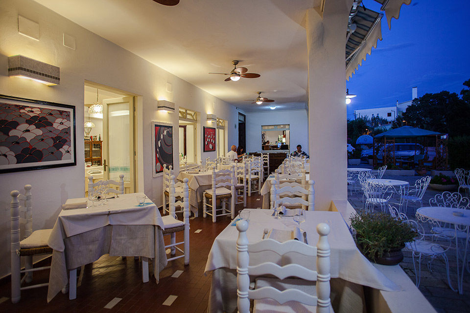 Hotel Sandalyon San Teodoro  Esterno foto